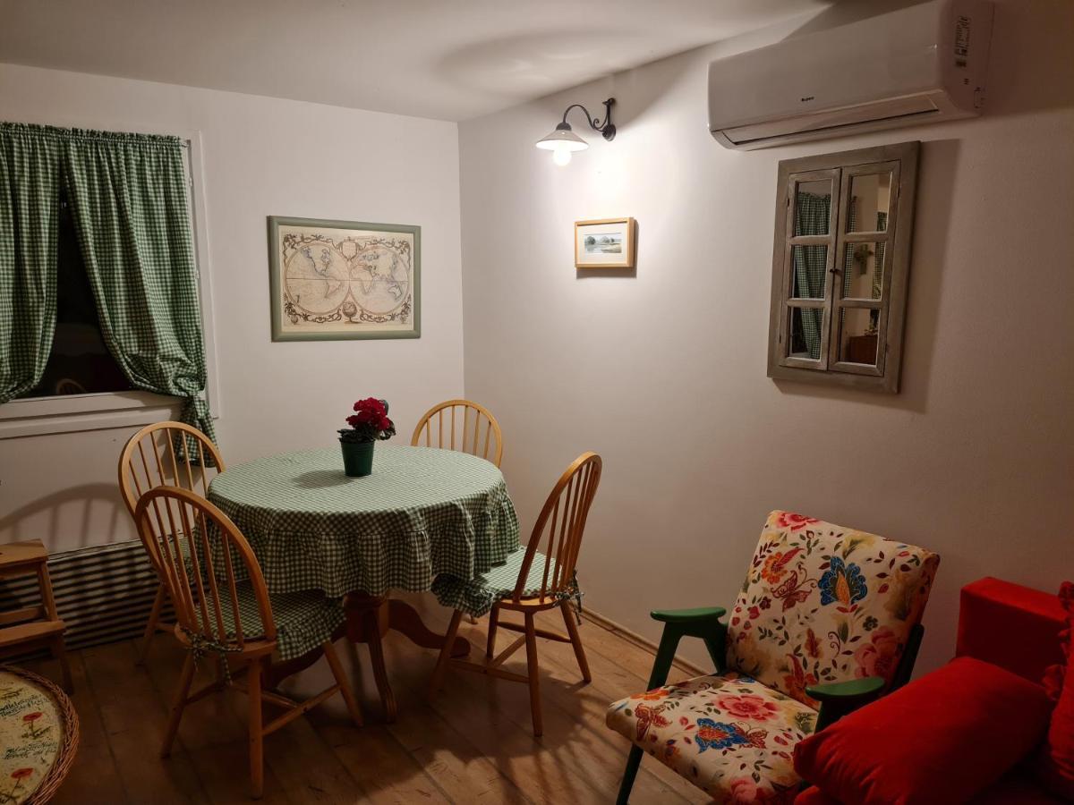 Charismatic Garden Cottage With Sea View Lokva Rogoznica Bagian luar foto