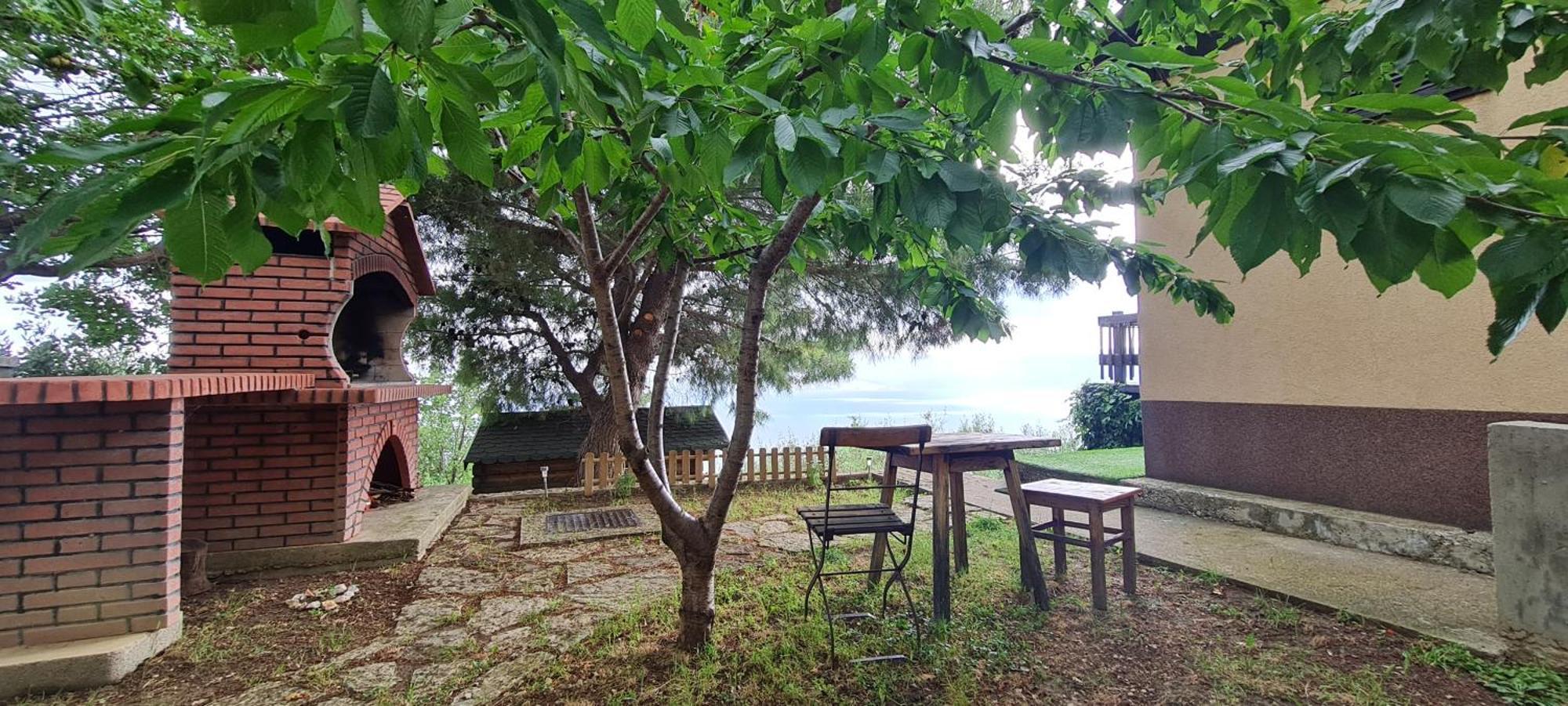 Charismatic Garden Cottage With Sea View Lokva Rogoznica Bagian luar foto